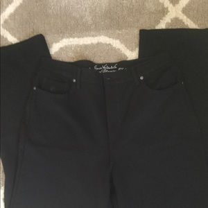 NWOT Gloria Vanderbilt knit black jean style pants